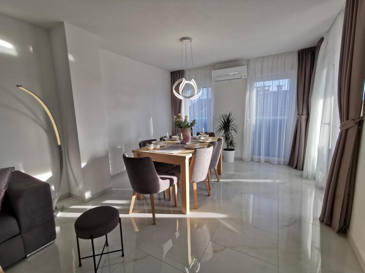 Apartments Ivana Светі Филип-і-Яков Екстер'єр фото