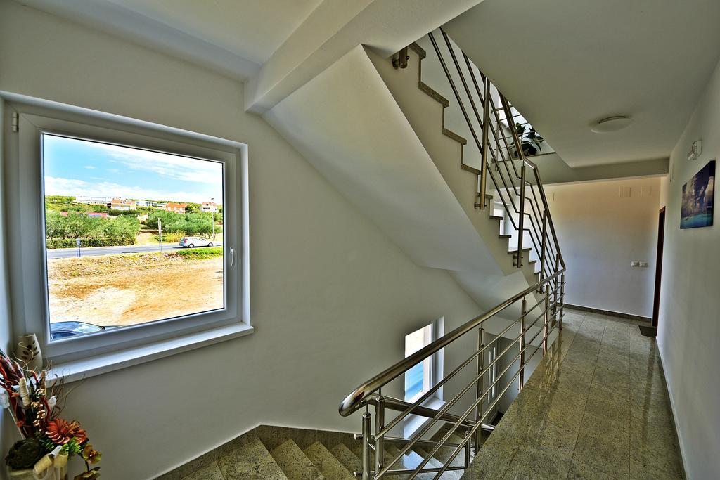 Apartments Ivana Светі Филип-і-Яков Екстер'єр фото