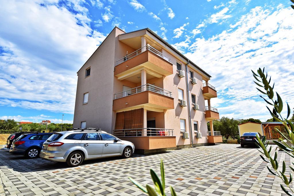 Apartments Ivana Светі Филип-і-Яков Екстер'єр фото