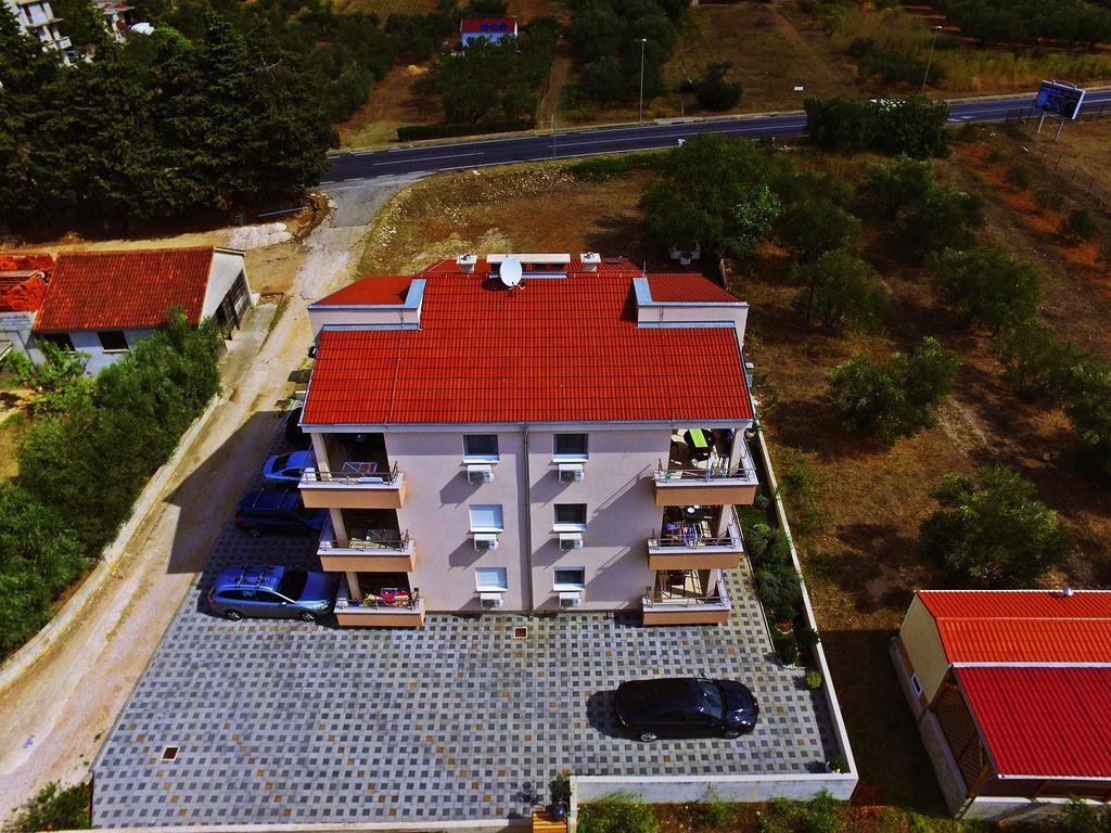 Apartments Ivana Светі Филип-і-Яков Екстер'єр фото
