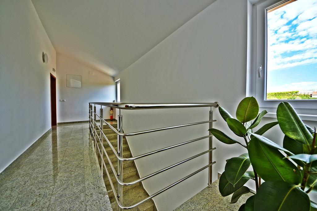 Apartments Ivana Светі Филип-і-Яков Екстер'єр фото